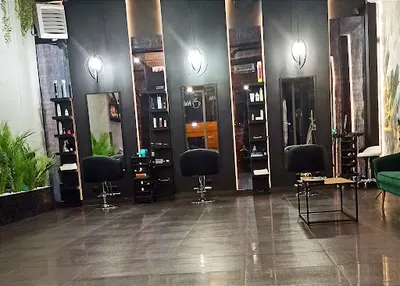 Kreatywne fryzjerstwo Paulina K- Hair art studio